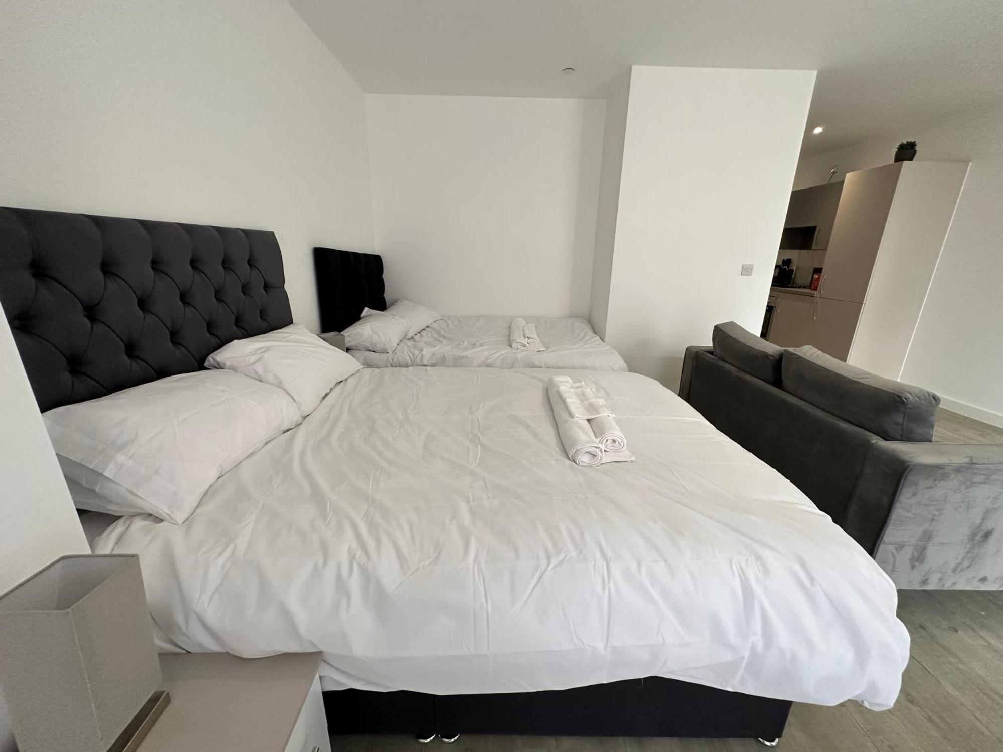 Manchester Old Trafford Studio Apartment Экстерьер фото